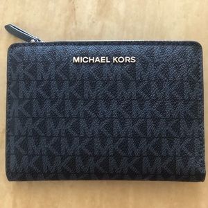 MK wallet